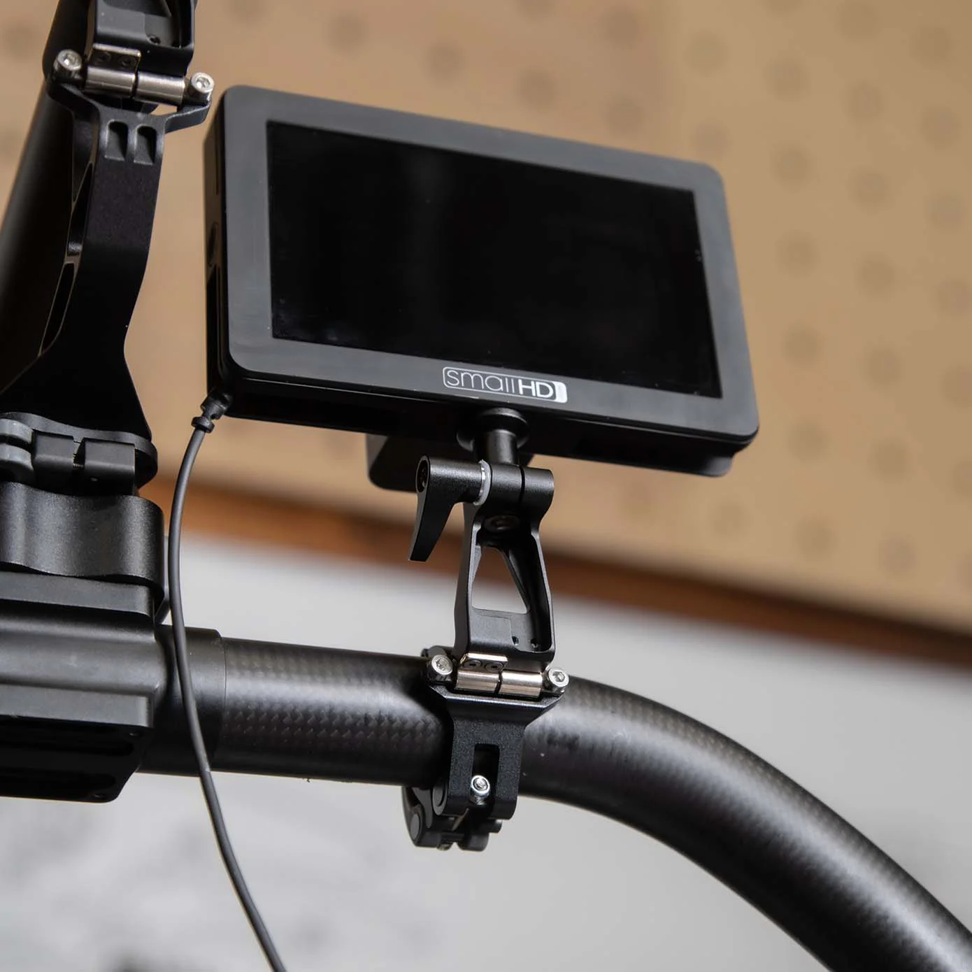 Adjustable Monitor Mount Quick Release 30mm - Image 3